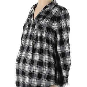 Motherhood Maternity Black/White Plaid Flannel Shirt, long sleeved. Size Small